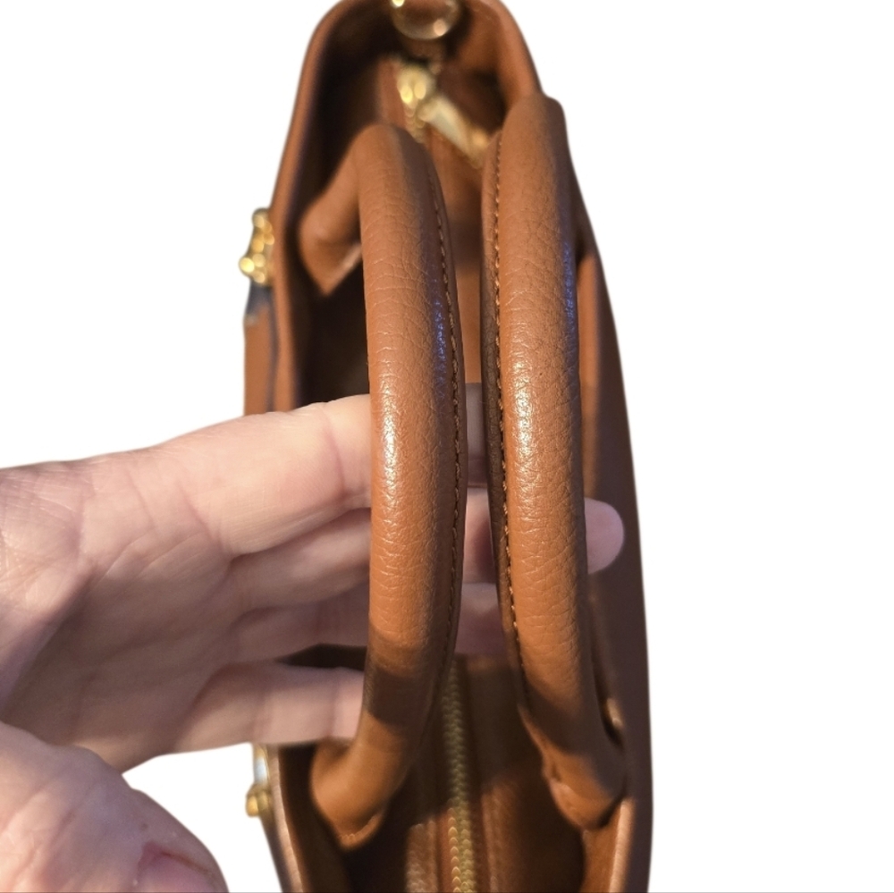 Tory Burch Horsebit Sienna Satchel/Crossbody Bag With Dustbag In EUC - Picture 9 of 16